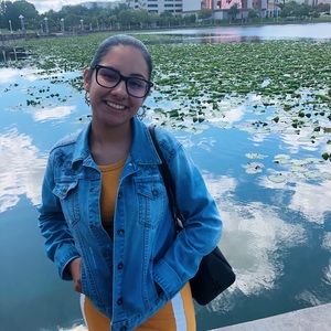 Meet your Posher, Jasmine